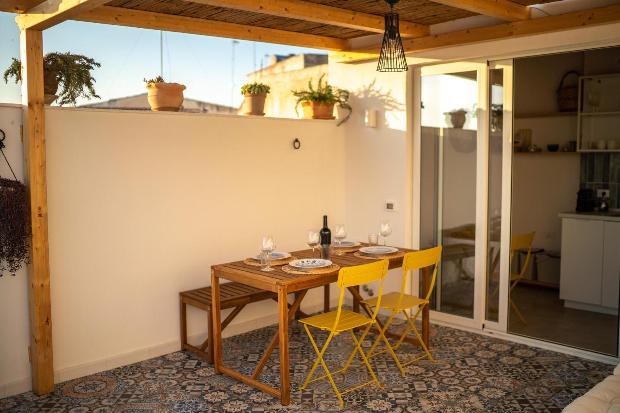 Appartamento Vico Larzio 6 "Terrazza Sul Vico" Noto Esterno foto